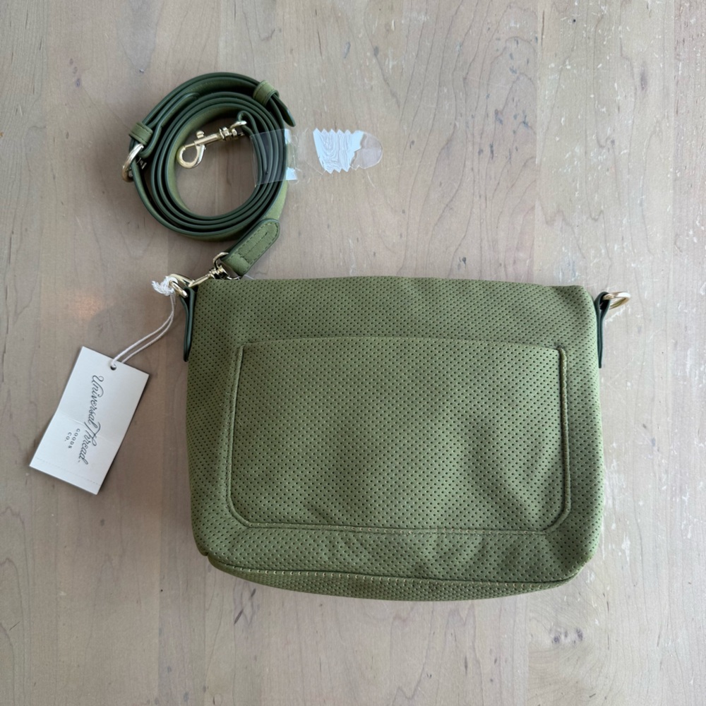 Universal Thread Olive Crossbody Bag - Picture 3 of 8